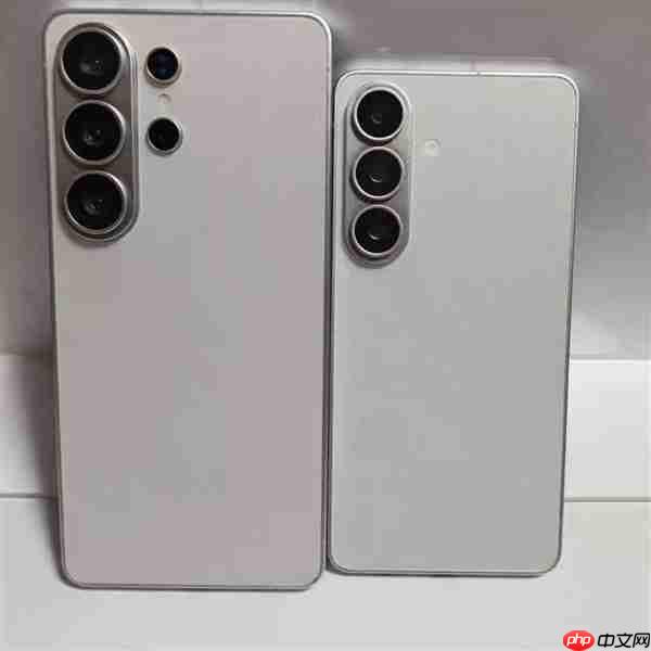 2026年首款万元机皇来了！三星Galaxy S26 Ultra机模上手  第2张