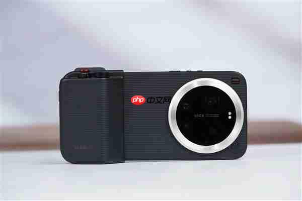 行业唯一徕卡2亿像素连续光变长焦!小米17 Ultra星空绿图赏 第6张 行业唯一徕卡2亿像素连续光变长焦!小米17 Ultra星空绿图赏 第6张