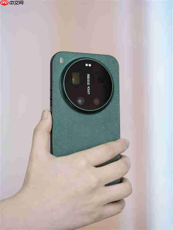 行业唯一徕卡2亿像素连续光变长焦!小米17 Ultra星空绿图赏 第13张 行业唯一徕卡2亿像素连续光变长焦!小米17 Ultra星空绿图赏 第13张