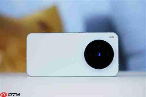 vivo X300系列两个月销量破百万：Pro版更火  第2张