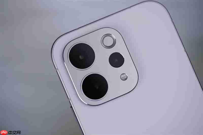 无感握持、出片惊艳！vivo S50首发全面评测：颜值与实力并存的全能旗舰  第4张