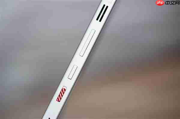 内置24000转/分钟风扇！红魔11 Pro图赏  第16张