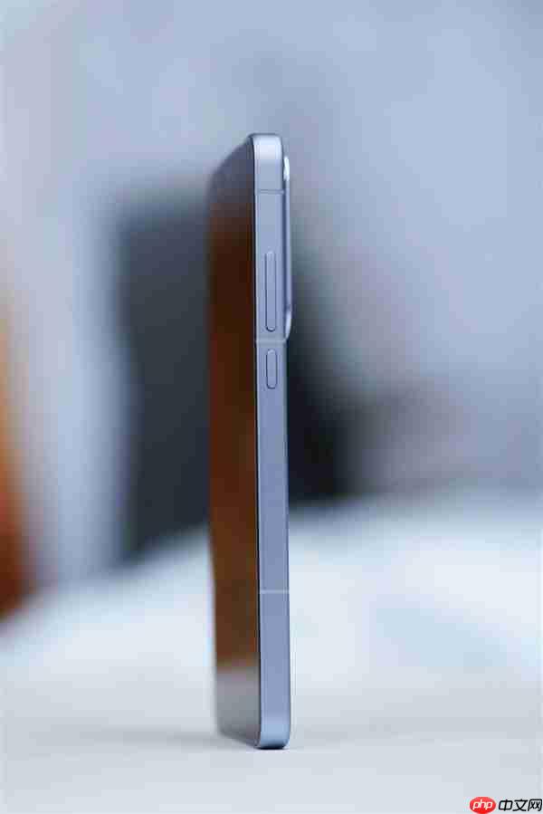 同档唯一2K LTPO屏！iQOO Neo11图赏  第11张