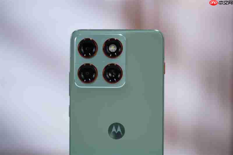 安卓Air首秀！ 联想moto X70 Air 评测：159g的极致轻薄