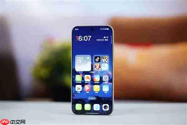 行业第一块165Hz高刷高分屏！一加15图赏  第2张