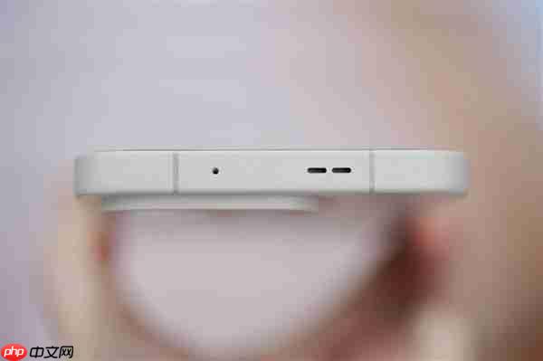 行业第一块165Hz高刷高分屏！一加15图赏  第23张