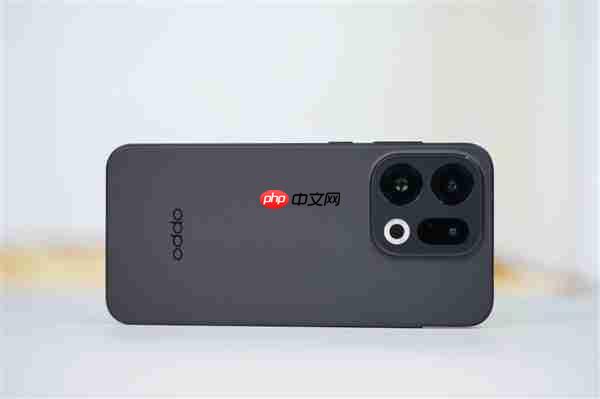 7025mAh超大电池！OPPO Find X9图赏  第8张