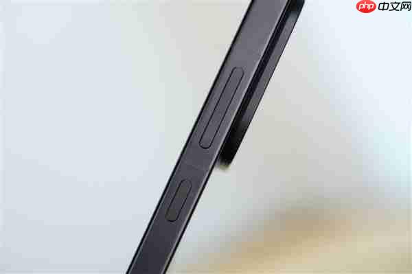 7025mAh超大电池！OPPO Find X9图赏  第17张