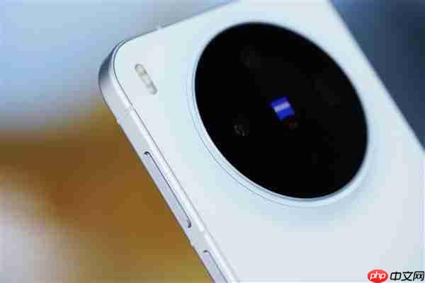 满血2亿灭霸主摄！vivo X300图赏  第18张