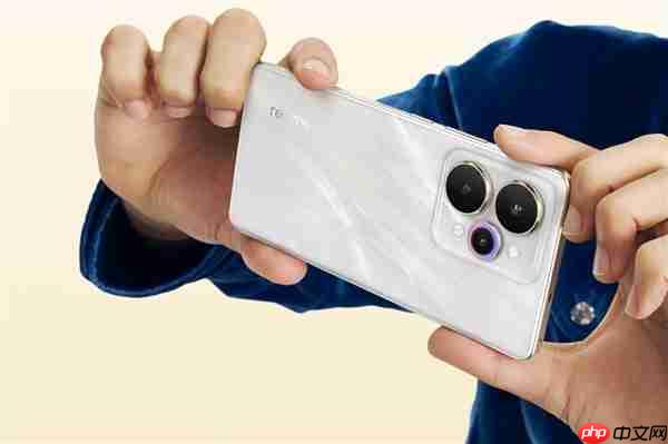 一图读懂真我15 Pro：同档最强夜拍神器 1999元起  第1张