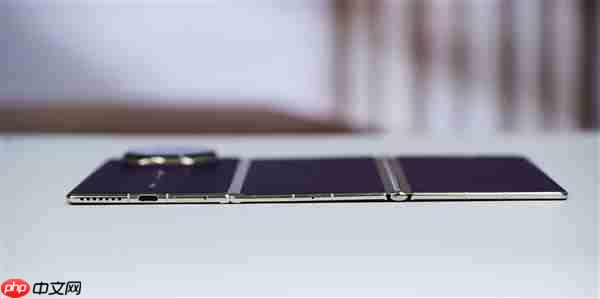 全球第2款三折叠！华为Mate XTs非凡大师图赏  第14张