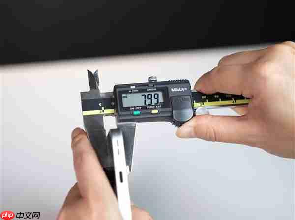 OPPO Find X9真机首曝：厚度不到8mm 电池增加1000多mAh  第1张