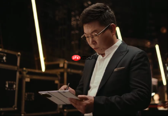 直面苹果！消息称华为三折叠旗舰9月10日上市：让用户选择买iPhone 17还是华为  第1张