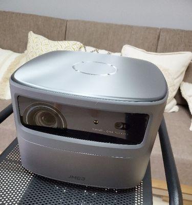 投影仪只能连接手机，如何解决（通过适配器或无线连接实现多种设备的投影）  第2张