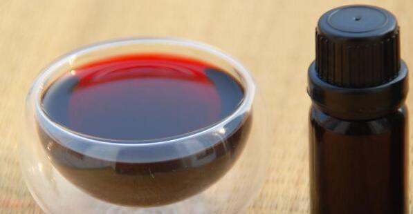 早上眼睛怎么快速消肿（有效方法帮助你解决早上眼睛浮肿问题）  第3张