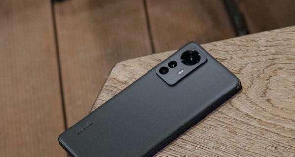 2022年手机排行榜前十名销量揭晓（探索当下的手机品牌和型号，引领行业发展的新趋势）  第1张