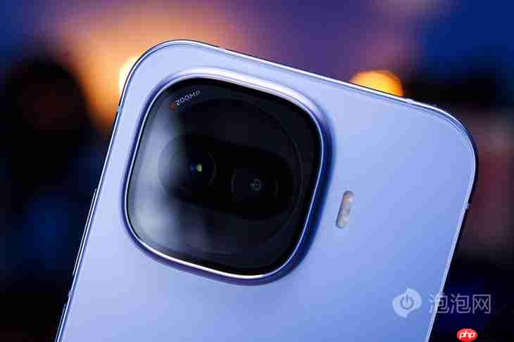 2 亿像素旗舰主摄落地中端！iQOO Z11 Turbo 改写影像规则  第3张