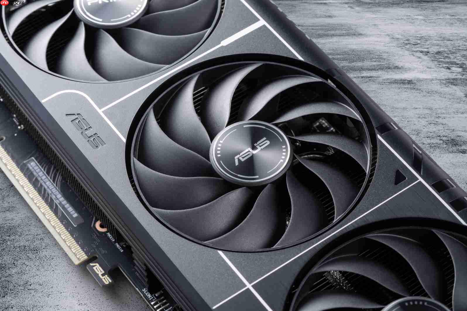 AIPC处理能力强劲！华硕PRIME 5070显卡实力在线  第11张