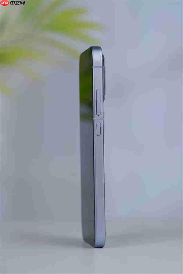 7600mAh超薄大电池！iQOO Z11 Turbo图赏  第10张