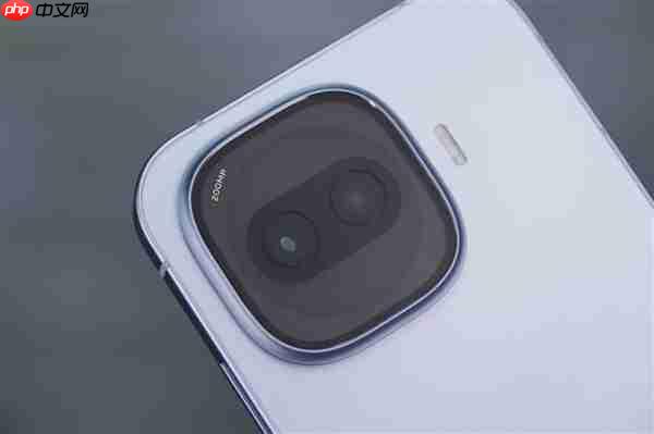 7600mAh超薄大电池！iQOO Z11 Turbo图赏  第13张