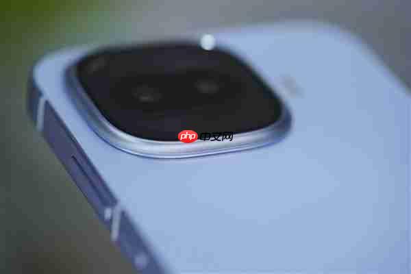 7600mAh超薄大电池！iQOO Z11 Turbo图赏  第16张