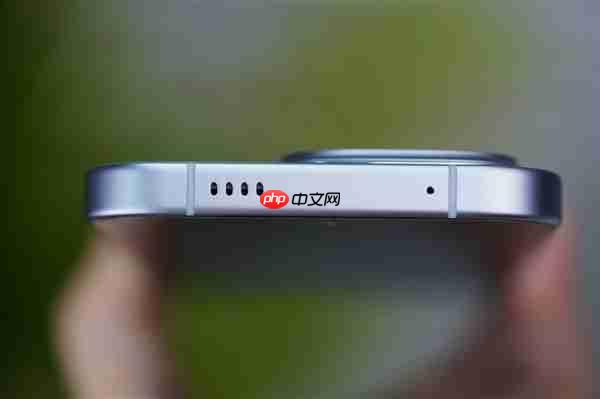 7600mAh超薄大电池！iQOO Z11 Turbo图赏  第19张