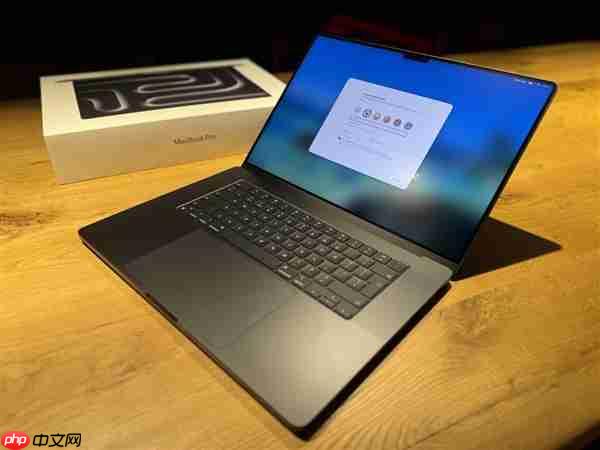 修电池白送顶配！七年前旧MacBook进苹果售后：免费换回M4 Max旗舰  第2张