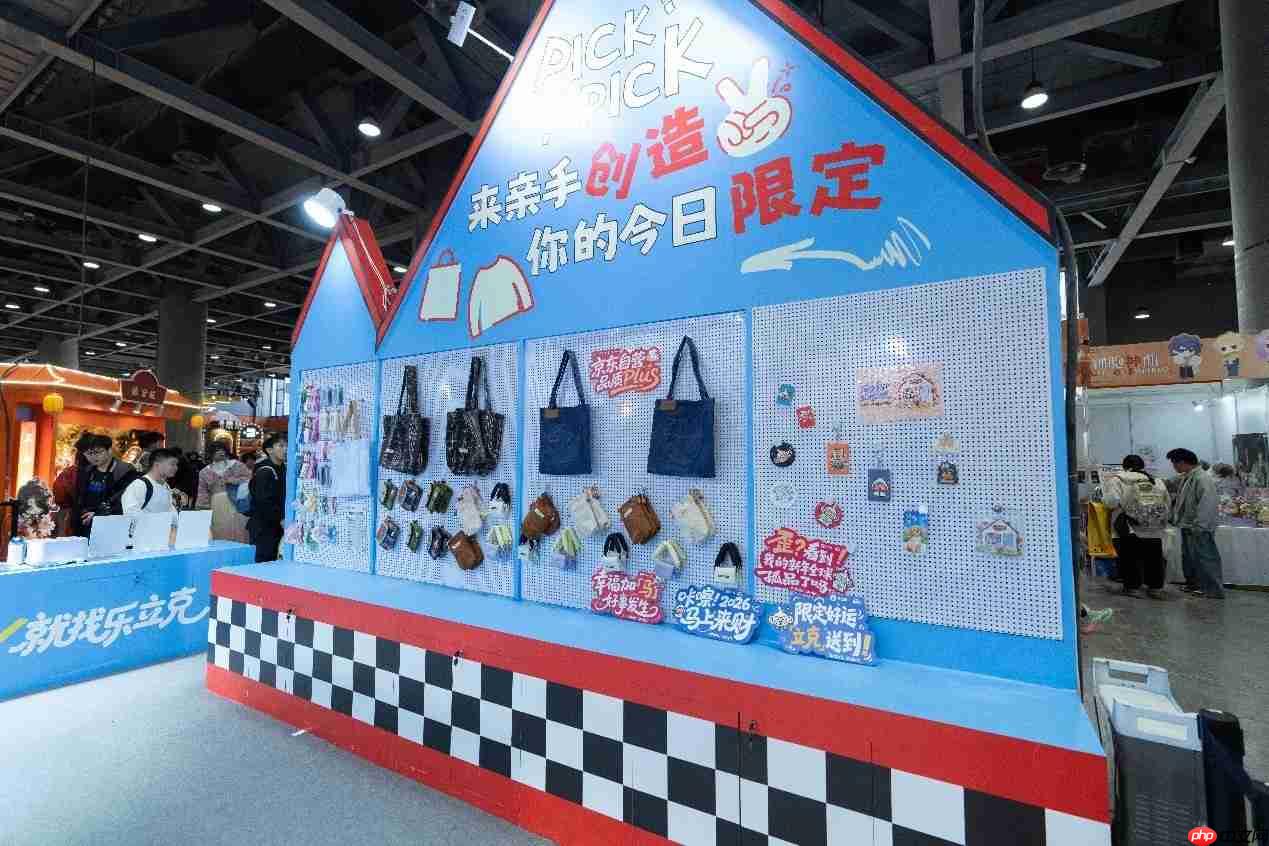 萤火虫漫展人气王！乐立克双展位解锁DIY次元狂欢，手残党也能轻松出片  第15张