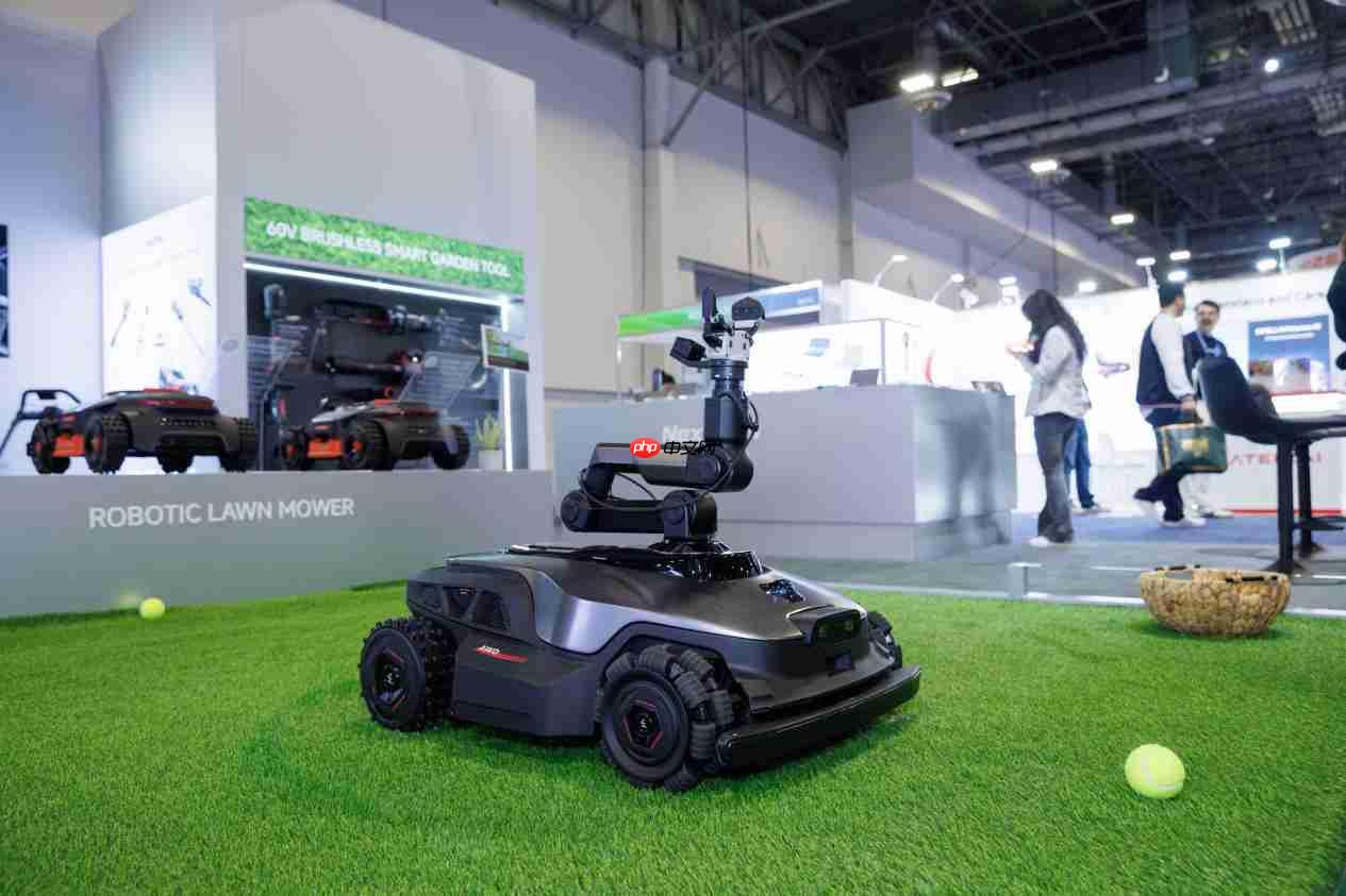 耐士劳发布首款融合星基RTK、AI视觉与激光雷达割草机器人  第4张