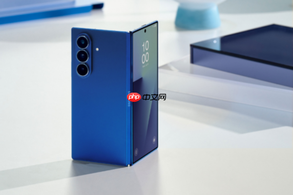 疑似三星全新折叠屏手机曝光！型号&ldquo;H8&rdquo; 或为全新形态