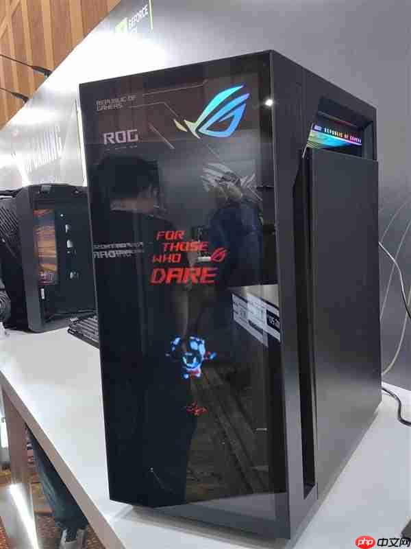 华硕梦幻电竞旗舰！ROG枪神10X台式机惊艳首秀：首创全息投影颜值无敌  第4张