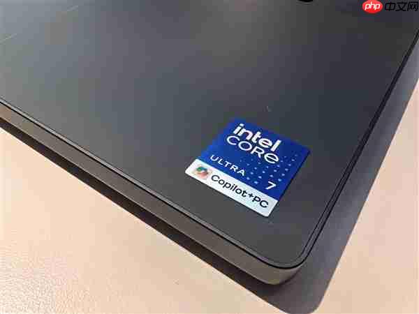 戴尔重新推出XPS笔记本：双层OLED屏 配酷睿Ultra 3系列处理器  第5张
