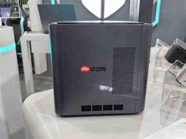 雷神MIX STATION迷你主机亮相：搭载AMD AI Max+ 395处理器  第4张