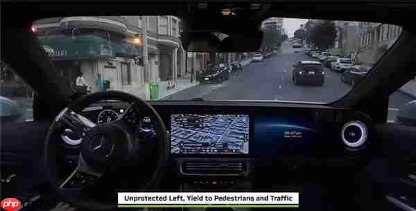 黄仁勋开源VLA模型 一夜削平自动驾驶门槛  第4张