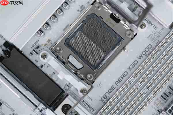 实木+皮革都用上了！技嘉木雕X870E AERO X3D WOOD主板图赏  第14张