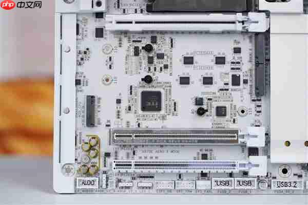 实木+皮革都用上了！技嘉木雕X870E AERO X3D WOOD主板图赏  第22张