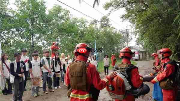 华硕e创公益十七载:“科普智联室”赋能乡村 万名青年志愿者用科技点亮未来  第5张