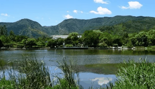 2023年9月份比8月份热吗?​9月和8月比较天气有什么变化