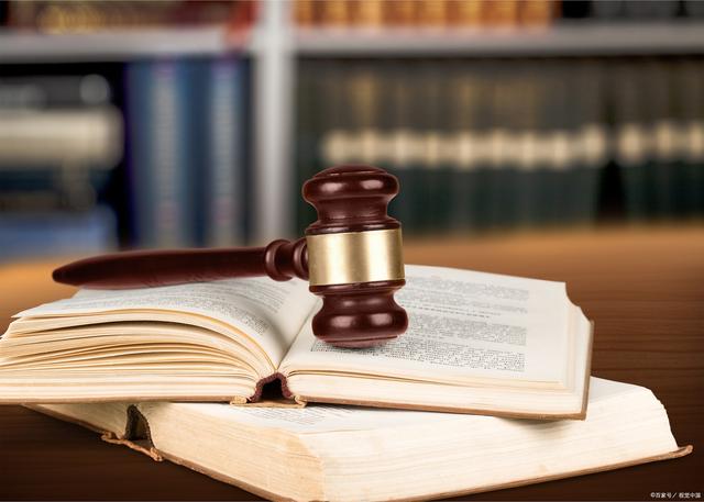 男子以裸照威胁敲诈情人18万被重罚 法院：从重处罚判七年插图1