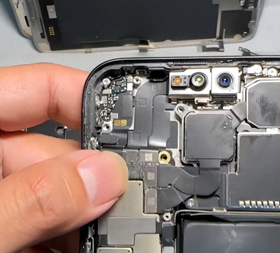 美版被破解！最便宜的 iPhone 15 来了插图29