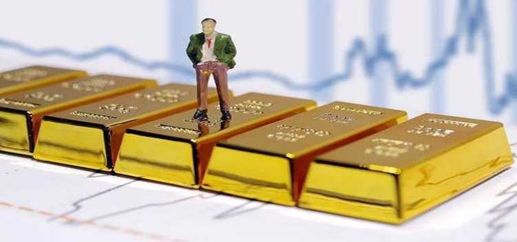 金价暴跌引发什么 黄金股投资担忧 在岸离岸金价背离走势