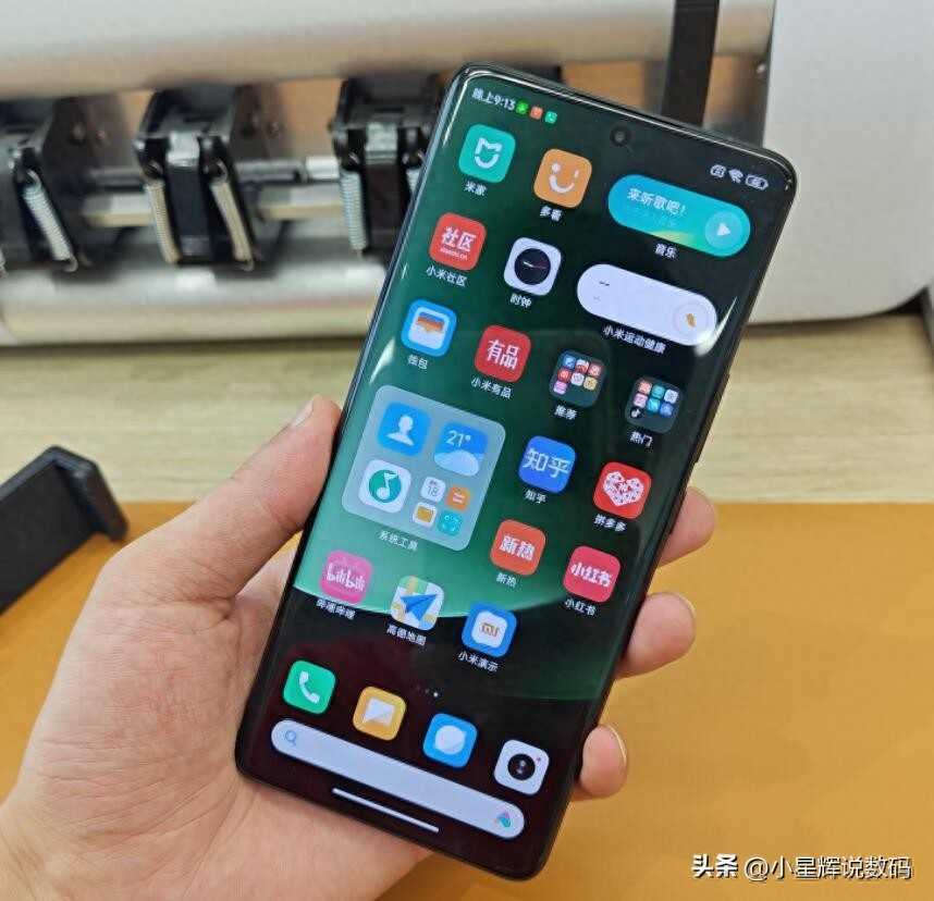 买手机不要抠抠搜搜，这五款顶级旗舰值得推荐，一机用五年无压力插图7