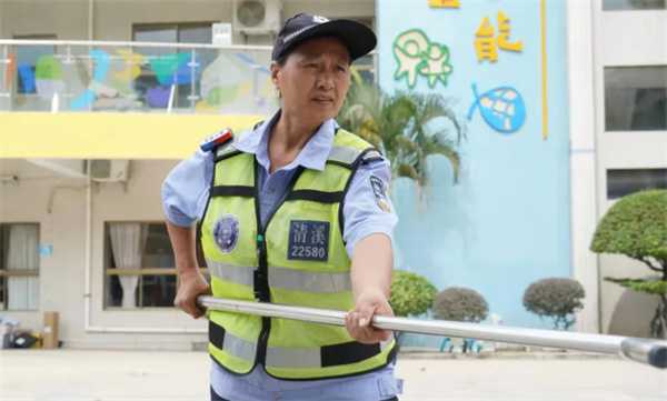 幼儿园聘“阿姨”当保安 安保问题能过关吗