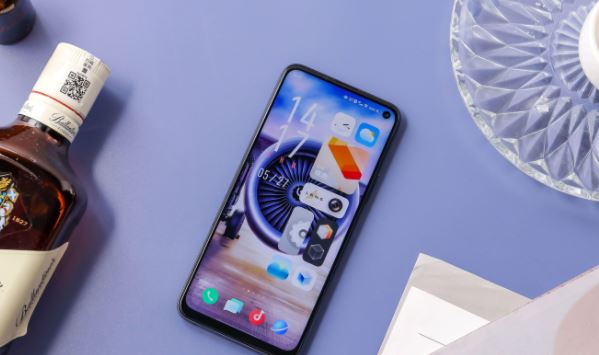 iqooneo8值得入手吗 iqooneo8优缺点介绍