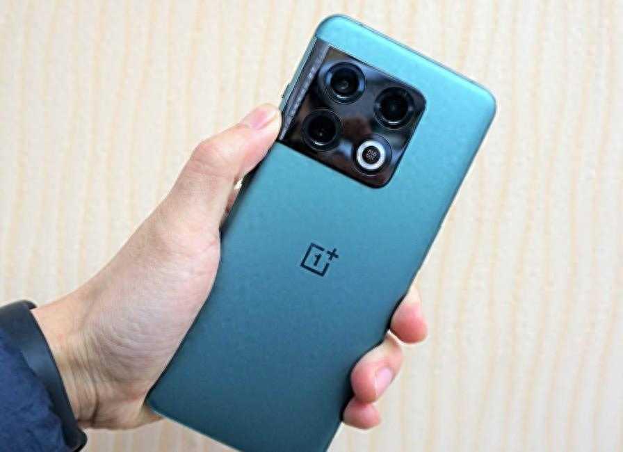 5款2022年上市的高口碑手机,降价后很香,普遍在1500元左右插图2