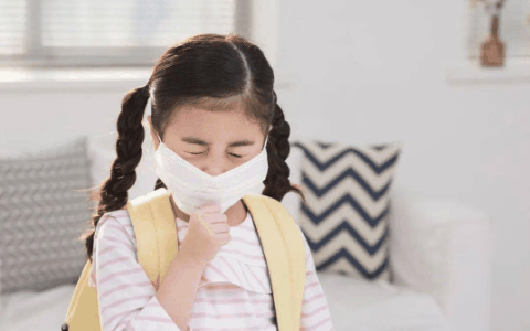 支原体肺炎是吃药好还是打针好?支原体肺炎吃药和输液哪个效果好