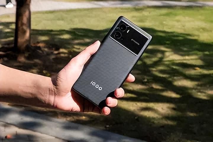 3款近乎“零差评”的手机，长达四五年不用换，闭眼入手即可插图1