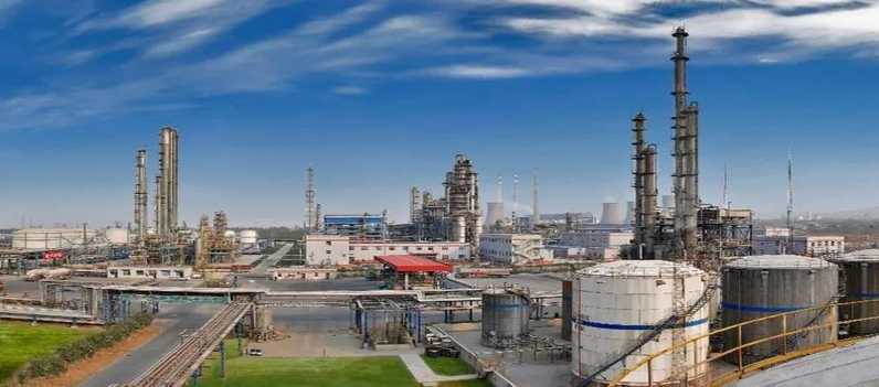 大炼化行业怎么样迎曙光 荣盛石化 新凤鸣两巨头业绩爆发