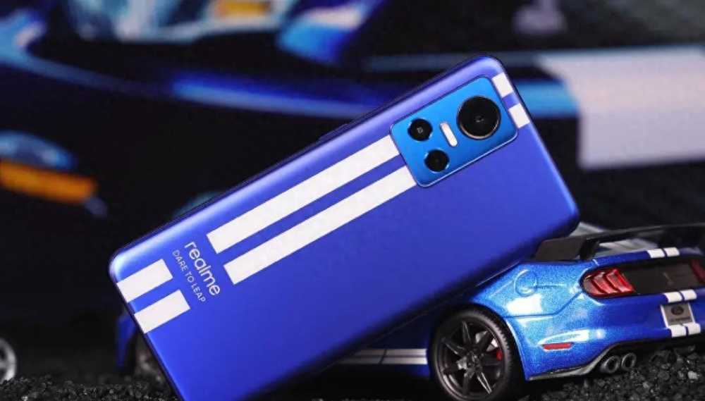 2023年10个品牌的高端手机对比，终于知道为啥旗舰机这么抢手插图9