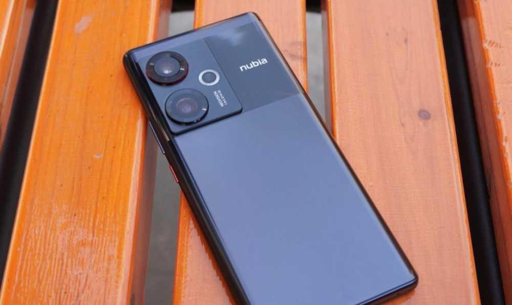 近期哪款手机好？这4款配置拉满价格还低，简直价格屠夫插图4